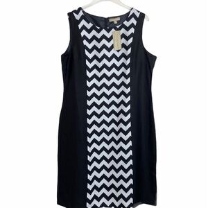 APPRAISAL. Black and White Sleeveless Dress 14